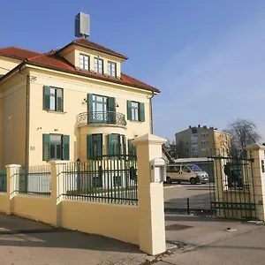Katrca Laibach